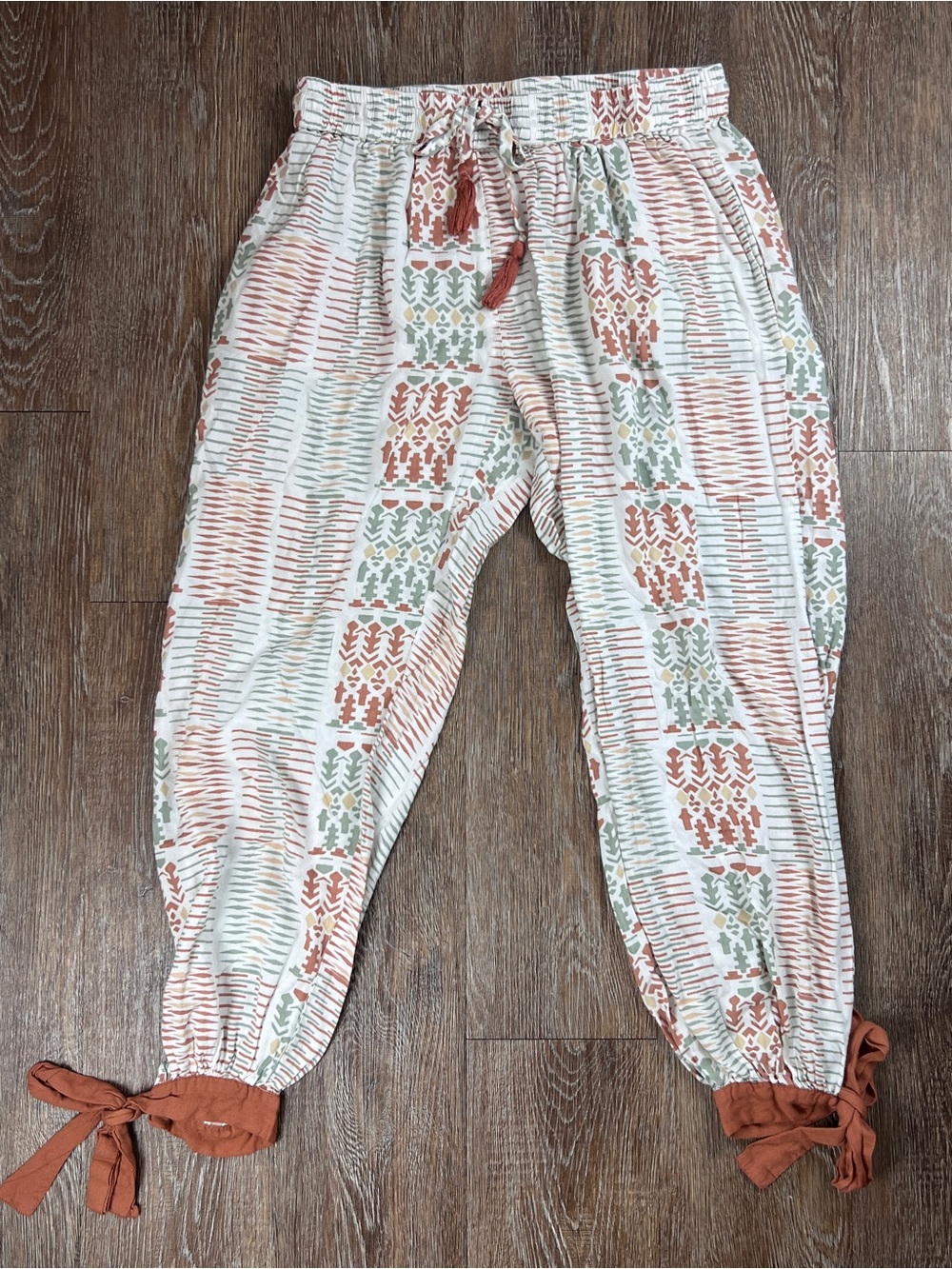 World Market Harem Pants Tribal Print Tassel Tie Waist Cropped Ankle | Size: S/M